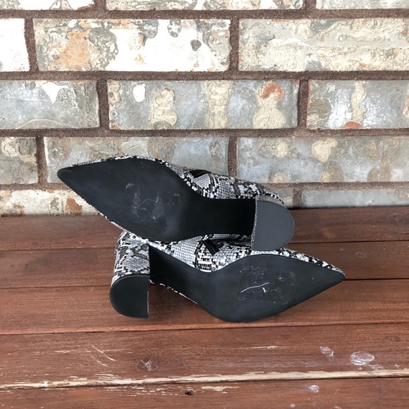 Snake skin booties - Picture 2 of 3